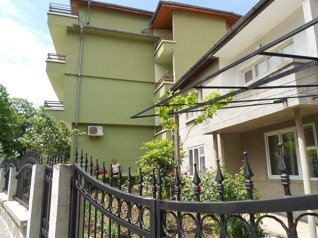 Nelly Guest House Созополь Экстерьер фото
